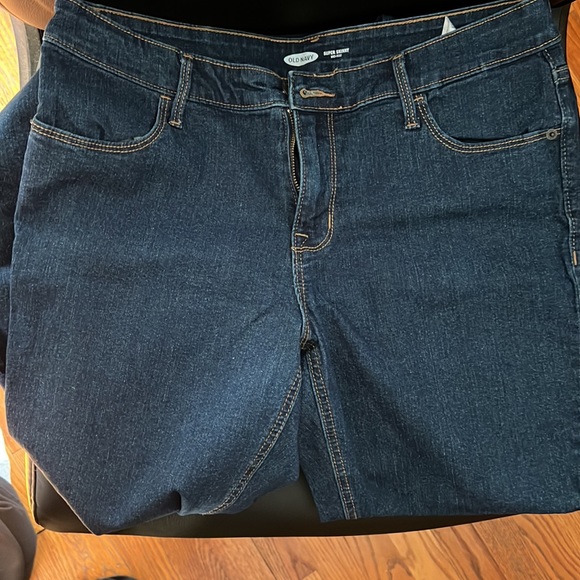 Old Navy Super Skinny Mid Rise Jeans sz 12 medium wash - Picture 3 of 4